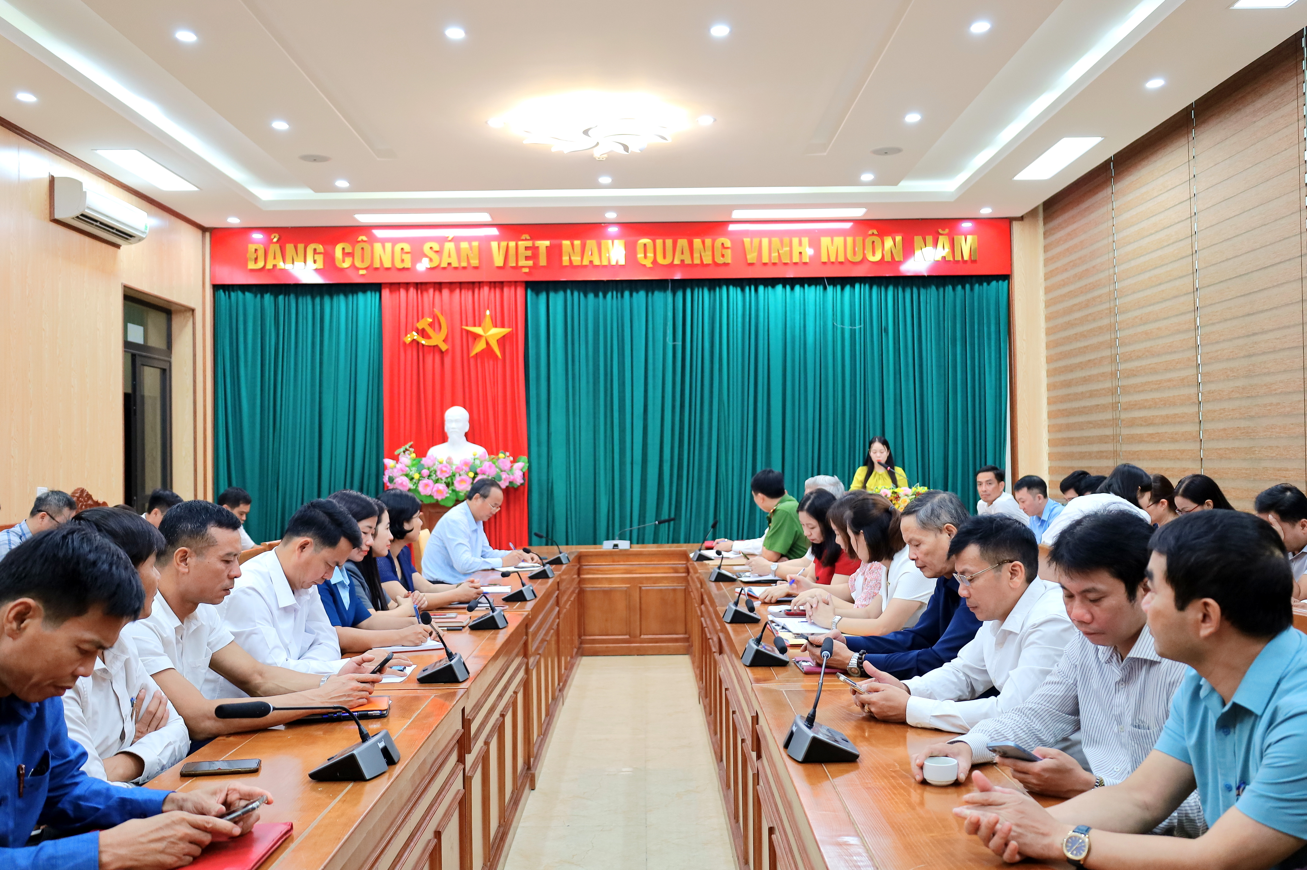 Phù Ninh: Hội nghị tuyên truyền, phổ biến các luật, nghị định mới có hiệu lực năm 2024