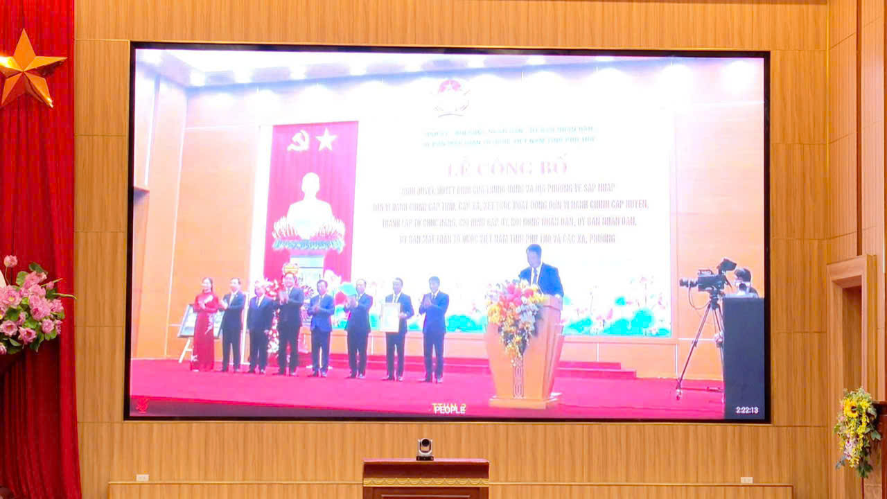 LỄ CÔNG BỐ NGHỊ QUYẾT, QUYẾT ĐỊNH CỦA TRUNG ƯƠNG VÀ ĐỊA PHƯƠNG VỀ SÁP NHẬP ĐƠN VỊ HÀNH CHÍNH TỈNH PHÚ THỌ