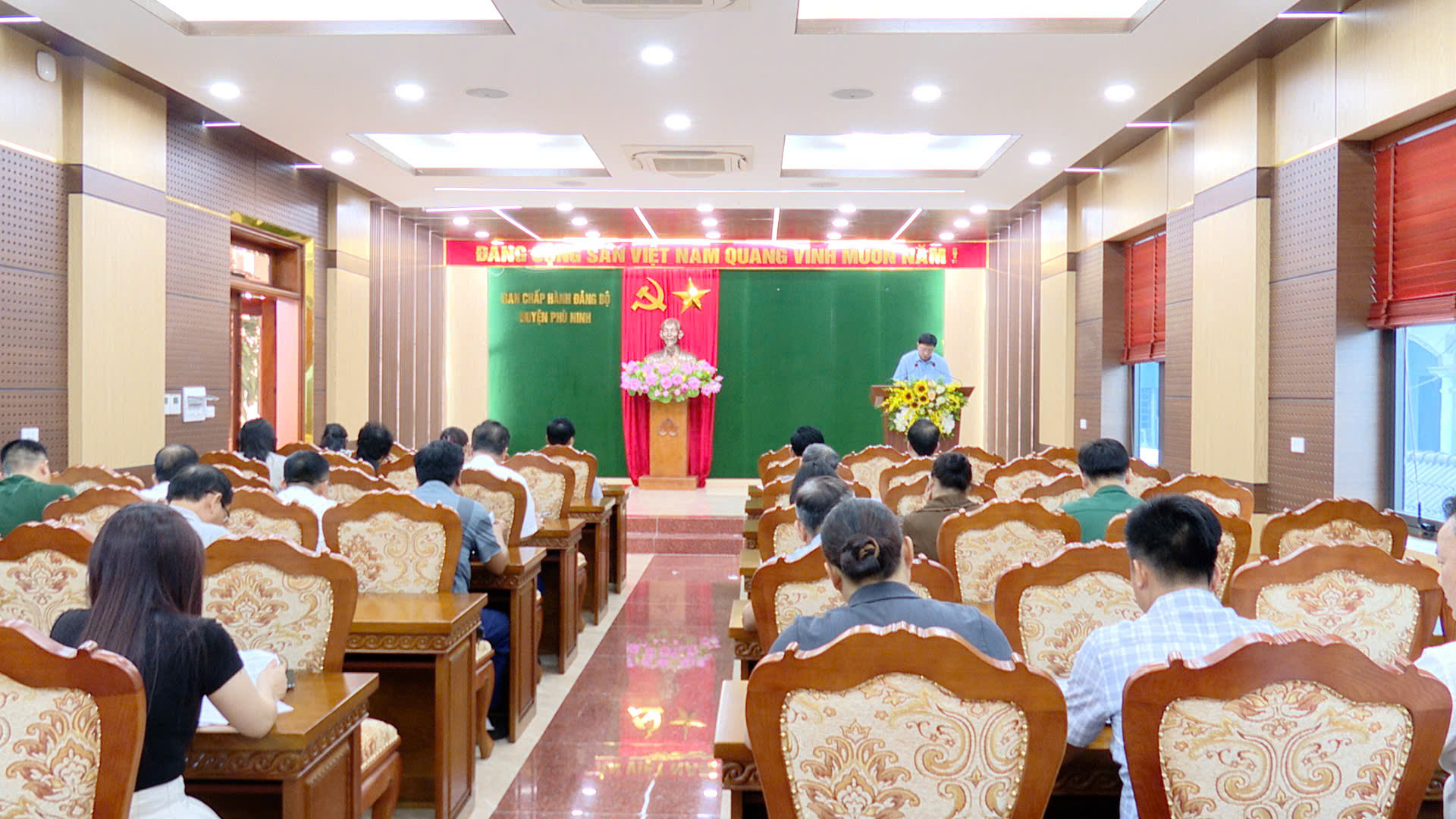 Ủy ban MTTQ Việt Nam huyện Phù Ninh lấy ý kiến về sửa đổi Hiến pháp năm 2013