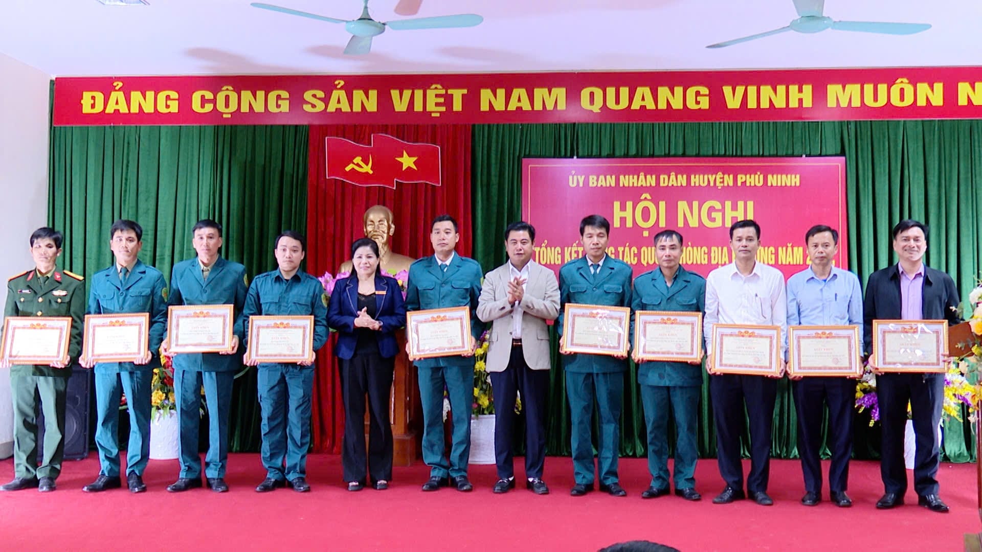 Huyện Phù Ninh tổ chức tổng kết công tác quân sự quốc phòng  địa phương năm 2024, triển khai nhiệm vụ năm 2025