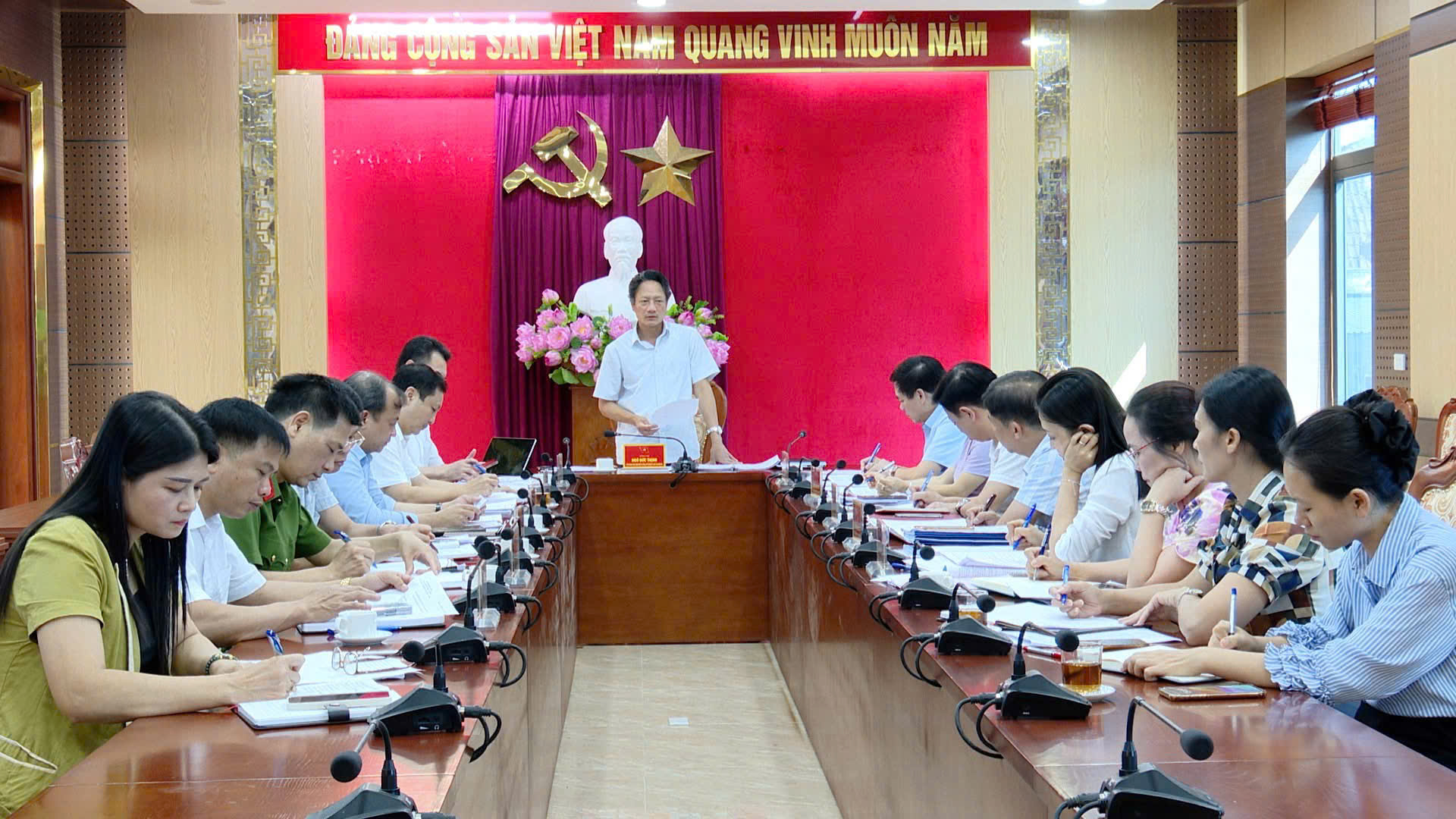 HỘI NGHỊ BAN THƯỜNG VỤ ĐẢNG ỦY CHỈ ĐẠO CÔNG TÁC CHUẨN BỊ ĐẠI HỘI ĐẢNG BỘ XÃ LẦN THỨ NHẤT, NHIỆM KỲ 2025 – 2030