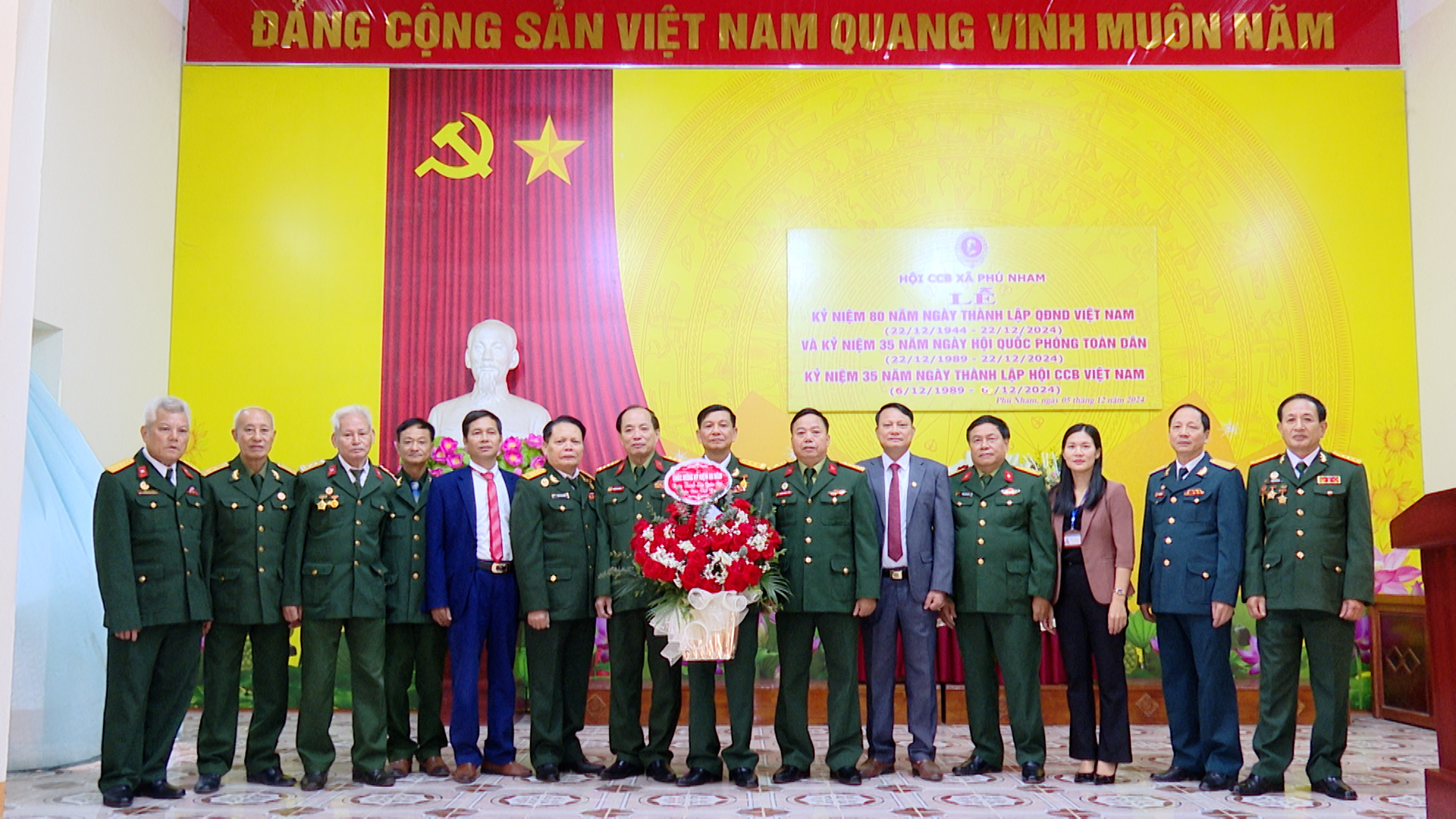 Hội CCB xã Phú Nham tổ chức gặp mặt kỷ niệm 80 năm thành lập QĐND Việt Nam; 35 năm ngày hội Quốc phòng toàn dân và 35 năm ngày thành lập Hội CCB Việt Nam (06/12/1989 – 06/12/2024)