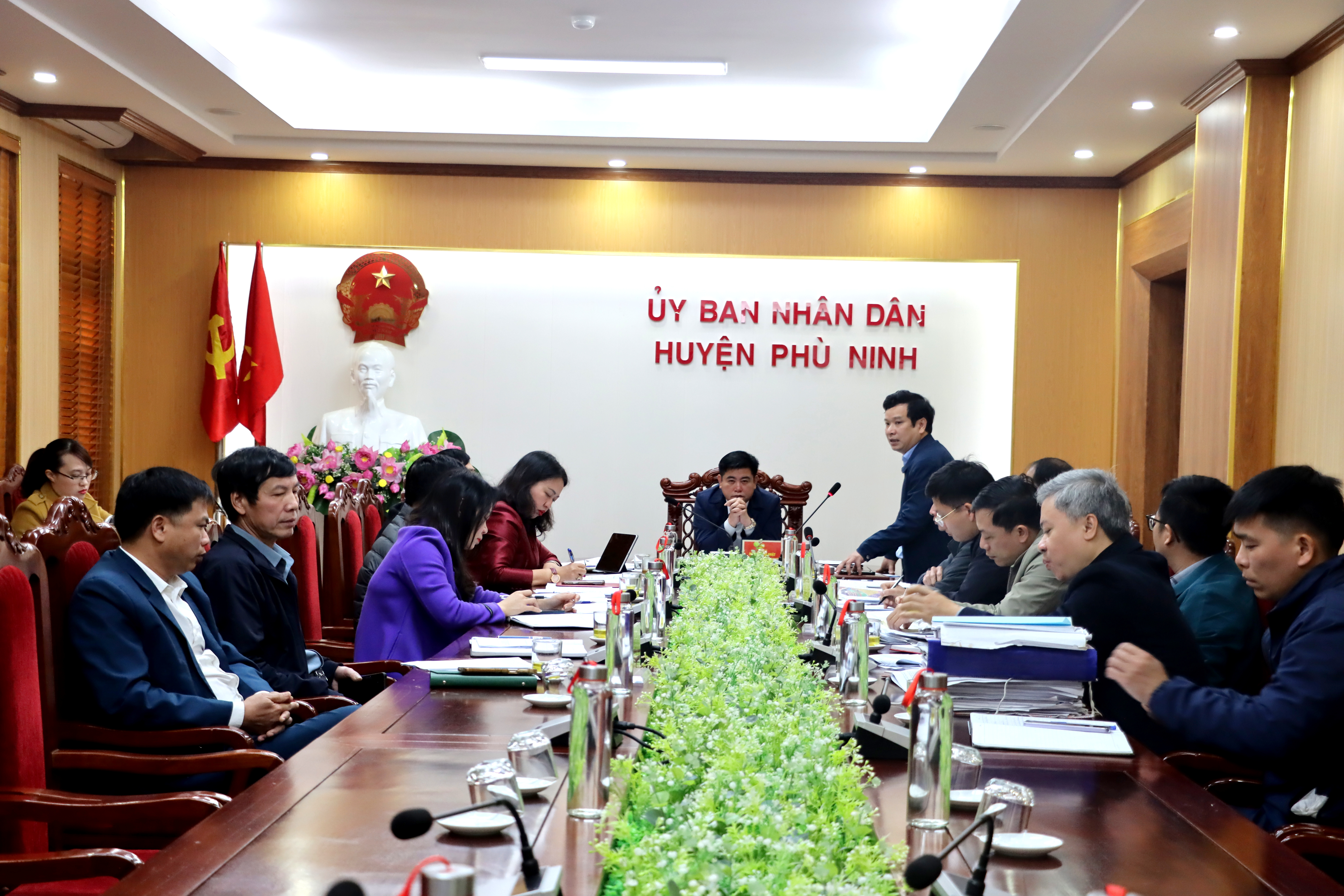Phù Ninh: Hội nghị UBND huyện tháng 2 năm 2025