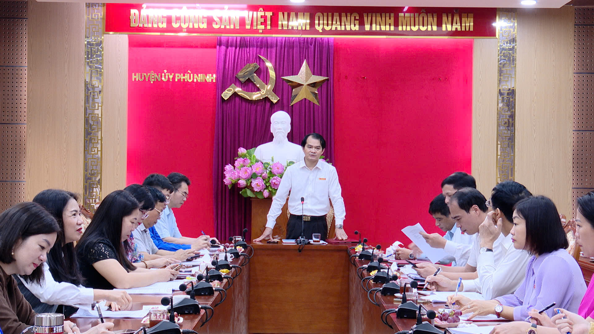 Hội nghị giao ban công tác khối Đảng, đoàn thể Quý I, triển khai nhiệm vụ trọng tâm Quý II năm 2025