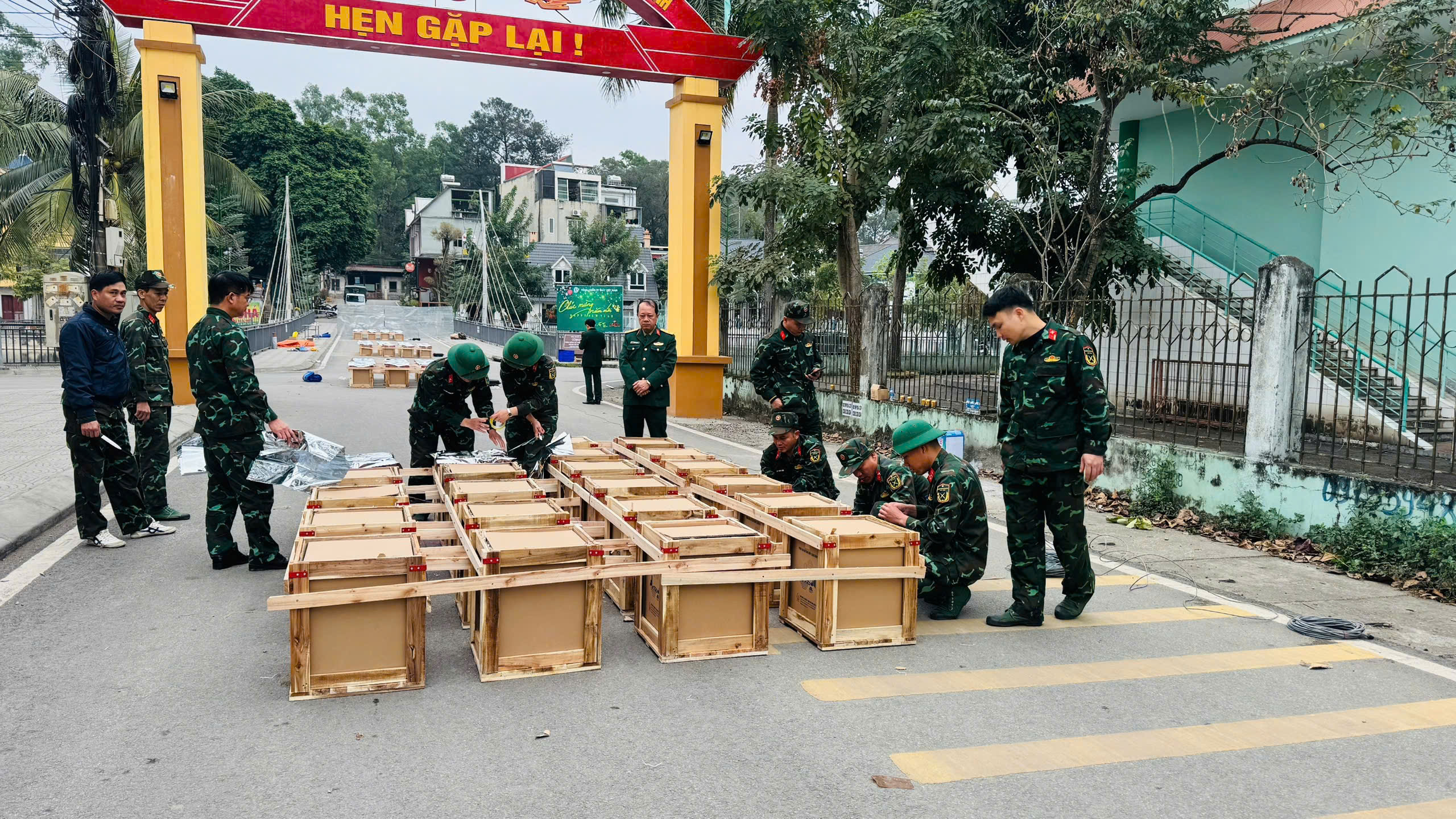 Sẵn sàng cho màn pháo hoa mừng Xuân mới Ất Tỵ 2025