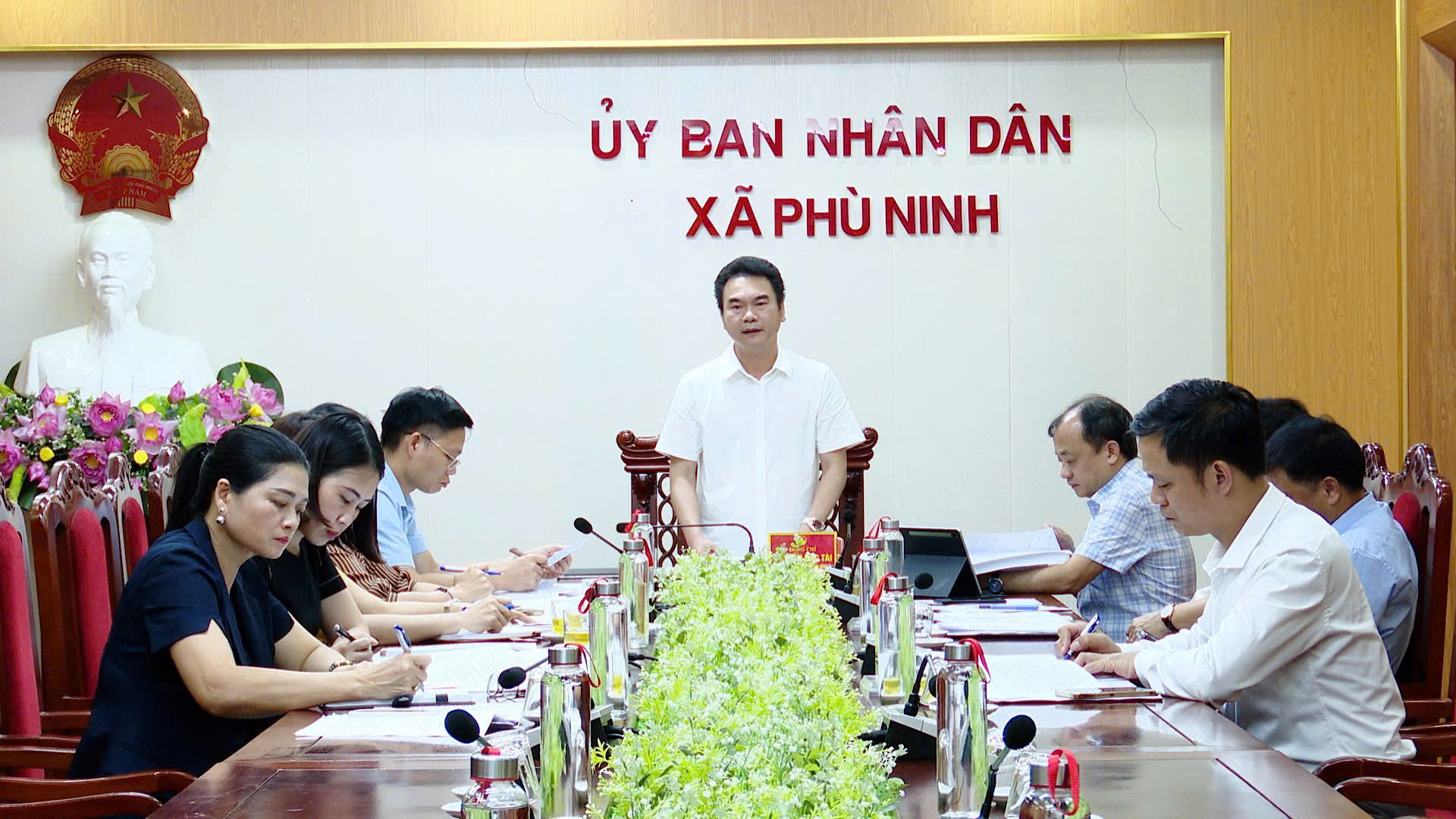 UBND XÃ PHÙ NINH HỌP PHIÊN THƯỜNG KỲ THÁNG 7/2025