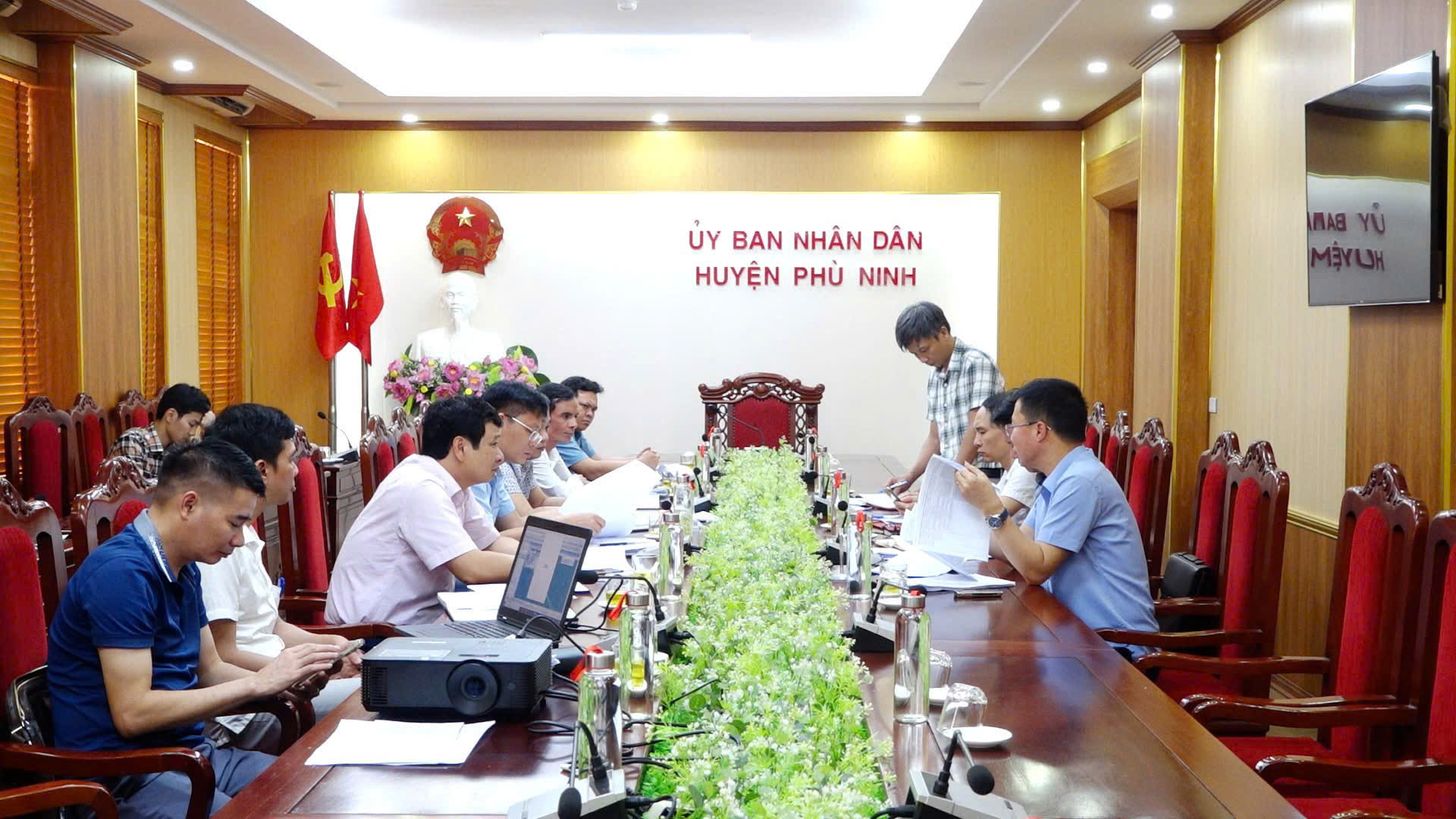 Ban quản lý dự án đầu tư xây dựng tỉnh Phú Thọ làm việc với huyện Phù Ninh về triển khai công tác giải phóng mặt bằng Dự án xây dựng tuyến đường sắt Lào Cai – Hà Nội – Hải Phòng