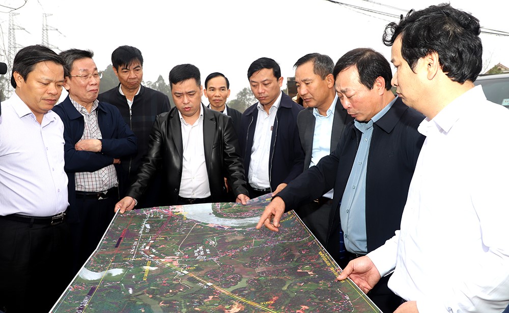  Hiệu quả trong thực hiện khâu đột phá về cải thiện  môi trường đầu tư kinh doanh ở huyện Phù Ninh